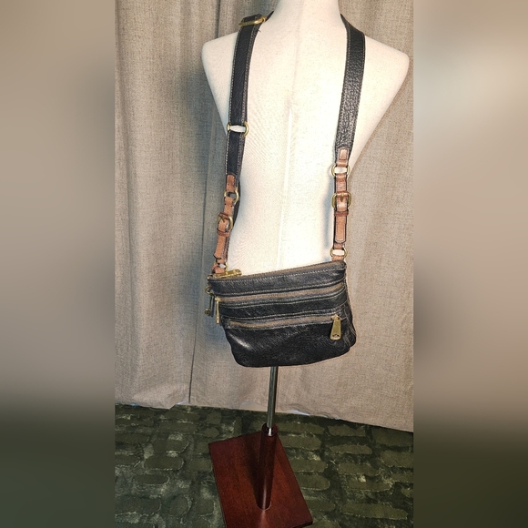 Vintage Fossil Black Pebbled Leather Explorer Triple Zip Black Crossbody Bag - Picture 7 of 13